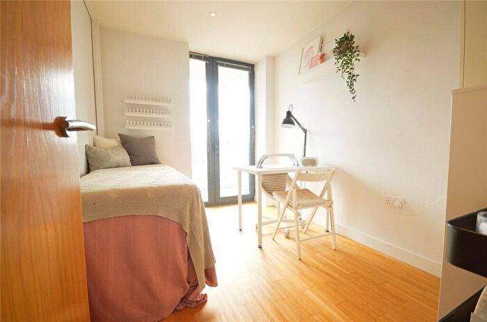 2 Bedroom Apartment To Rent In St Georges Island, Kelso Place, Manchester City Centre, Greater Manchester, M15
