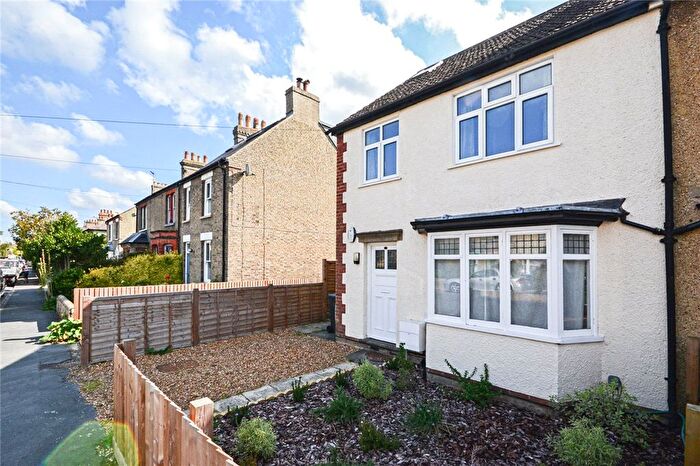 4 Bedroom End Of Terrace House To Rent In Richmond Road, Cambridge, CB4