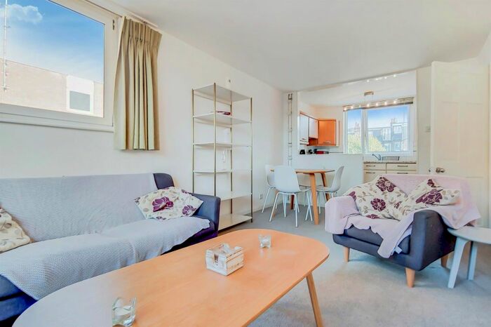 1 Bedroom Flat To Rent In Kingham Close, London SW18