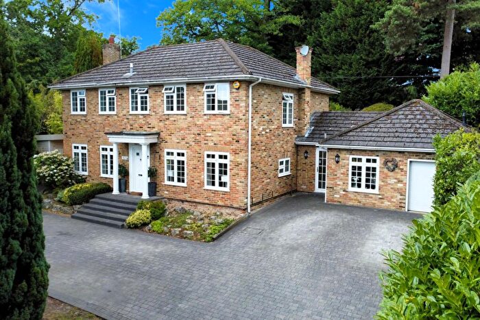 4 Bedroom Detached House For Sale In Castle Road, Camberley, GU15