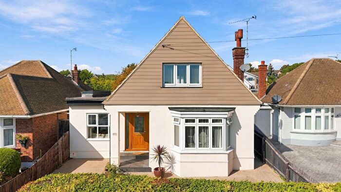 3 Bedroom Detached House For Sale In Woodgrange Drive, Southend-On-Sea, SS1