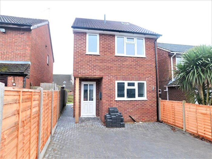 3 Bedroom Detached House To Rent In Manica Close, Bordon, Hampshire, GU35