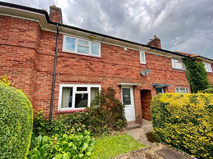 4 Bedroom Terraced House To Rent In Cardwell Crescent, Headington, Oxford, OX3