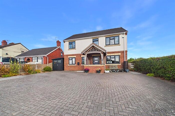 4 Bedroom Detached House For Sale In Froghall Road, Cheadle, Stoke-On-Trent, ST10
