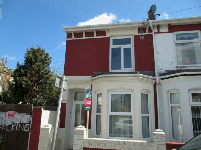 3 Bedroom End Of Terrace House To Rent In Widley Road, Stamshaw, PO2