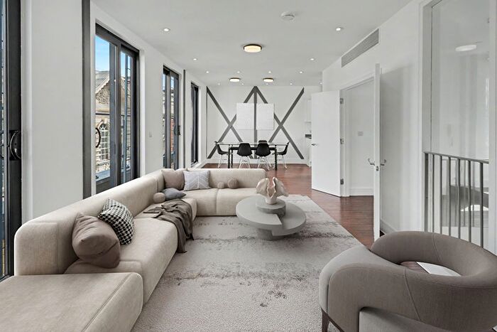 4 Bedroom Flat To Rent In Old Street, London, EC1V