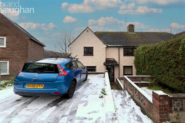 4 Bedroom Semi-Detached House To Rent In Hillside, Brighton, East Sussex, BN2