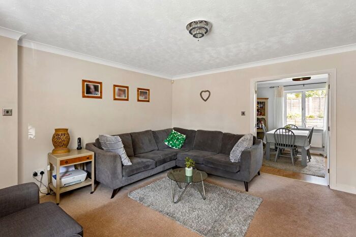 4 Bedroom Detached House For Sale In Steel Close, Market Weighton, York, YO43