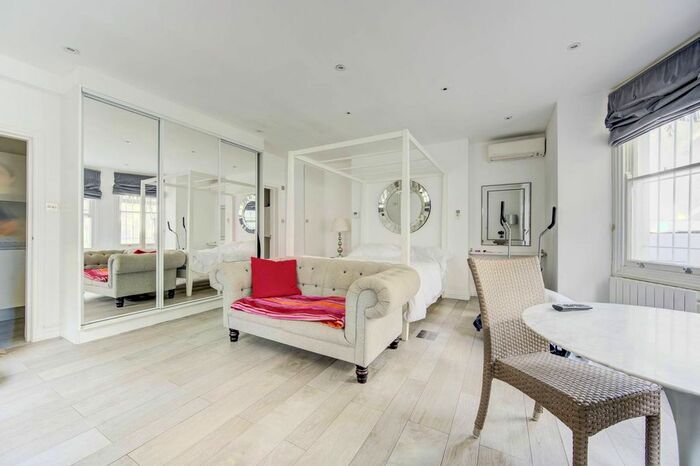 Studio To Rent In Trebovir Road, Earls Court, London, SW5