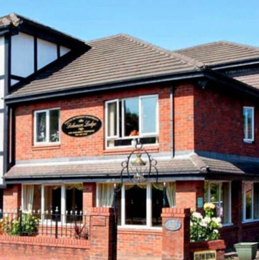 1 Bedroom Flat For Sale In Chester Road, Stockport, SK7