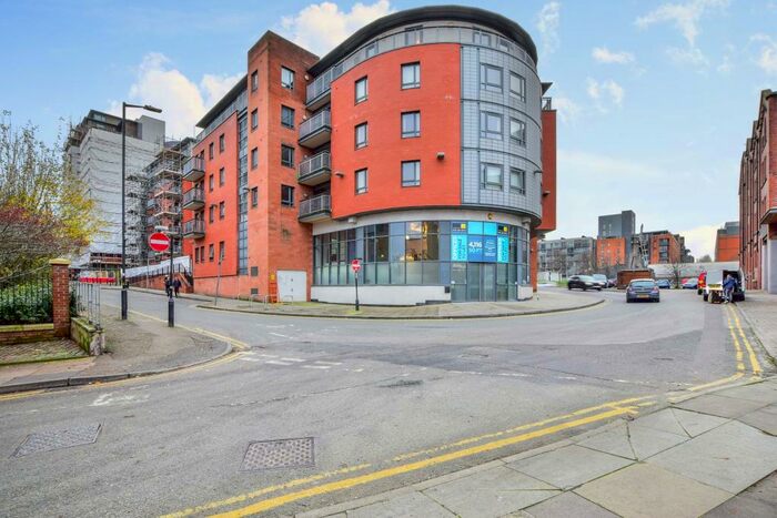 2 Bedroom Apartment To Rent In City Gate, Blantyre Street, Manchester, M15