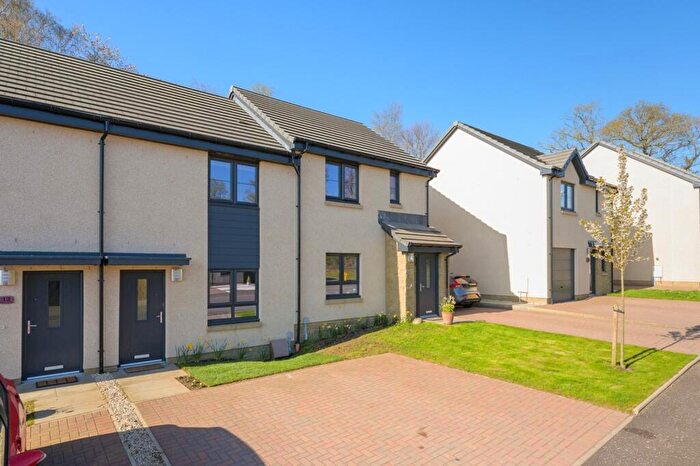 2 Bedroom Terraced House For Sale In Rowan Drive, Plean, FK7