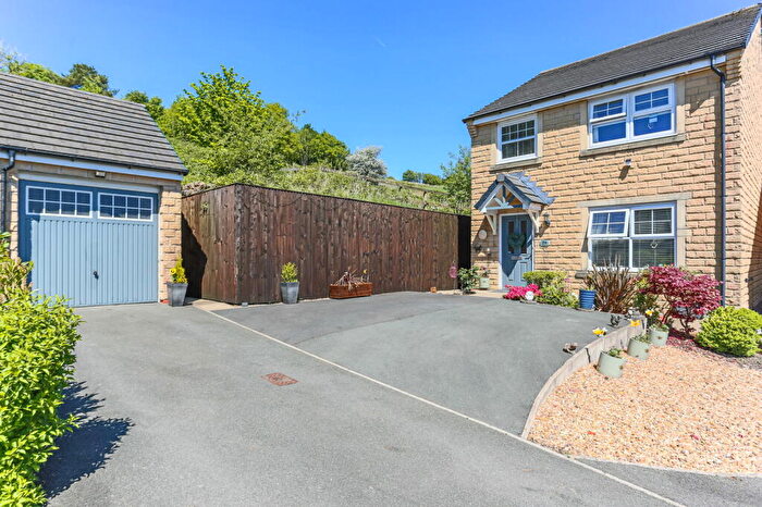 4 Bedroom Detached House For Sale In Ward Way, Rawtenstall, Rossendale, BB4