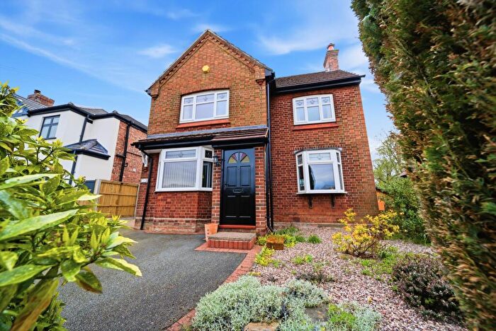 3 Bedroom Detached House For Sale In Hartford Road, Davenham, CW9