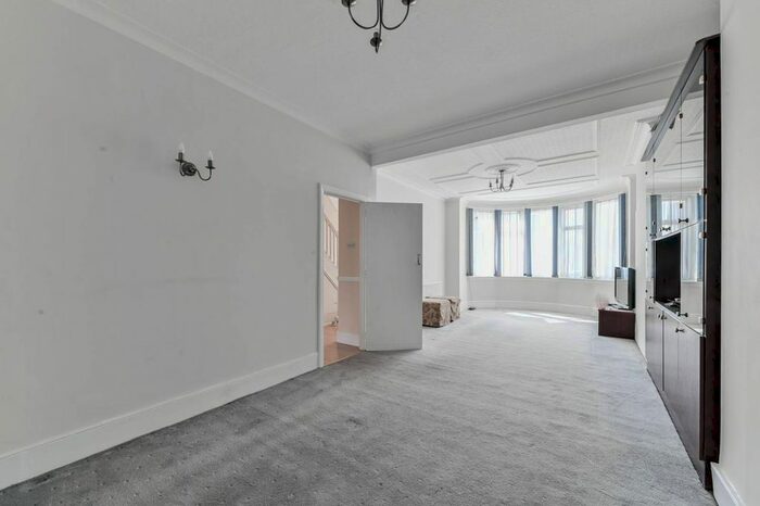 5 Bedroom Terraced House To Rent In Wolves Lane, London, Jd, Wood Green, London, N22