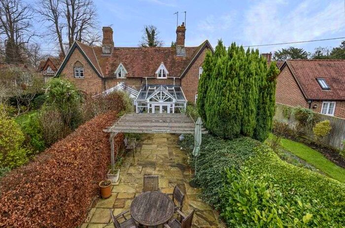 2 Bedroom Property For Sale In High Street, Ardington, OX12