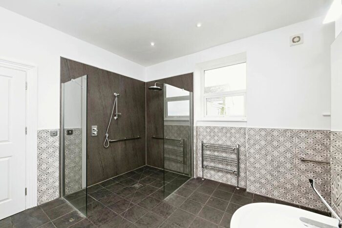 5 Bedroom Detached House For Sale In East Taphouse, Liskeard, Cornwall, PL14