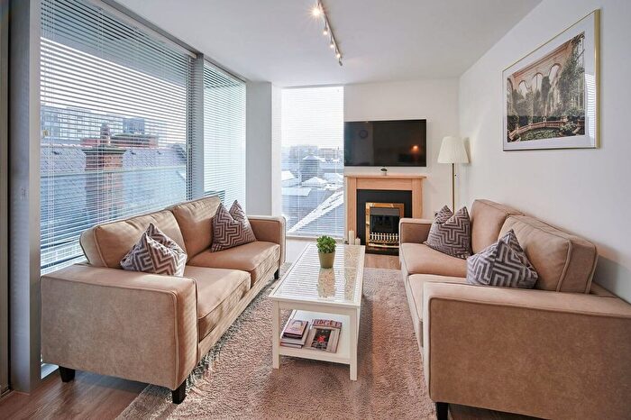 2 Bedroom Flat To Rent In Liverpool, L2