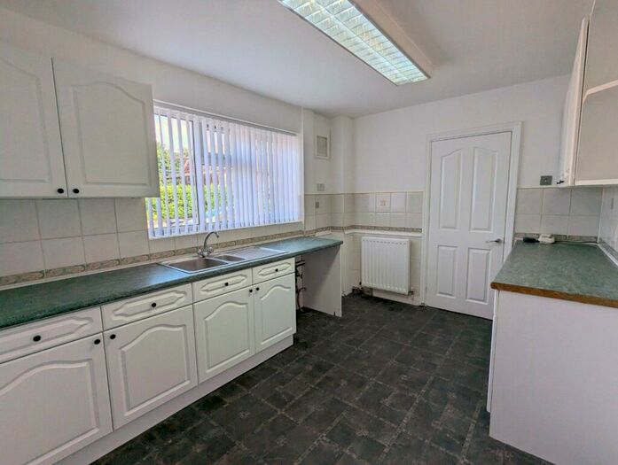 3 Bedroom Terraced House To Rent In Links Avenue, Southport, PR9