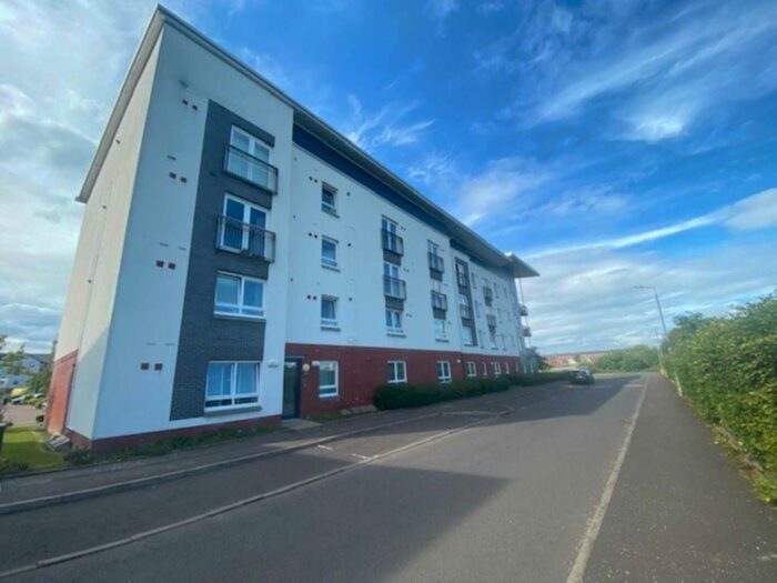 3 Bedroom Flat To Rent In Whimbrel Way, Renfrew, PA4