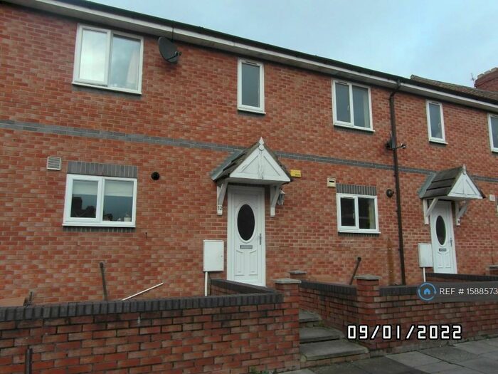 3 Bedroom Terraced House To Rent In Westfield Terrace, Gateshead, NE8
