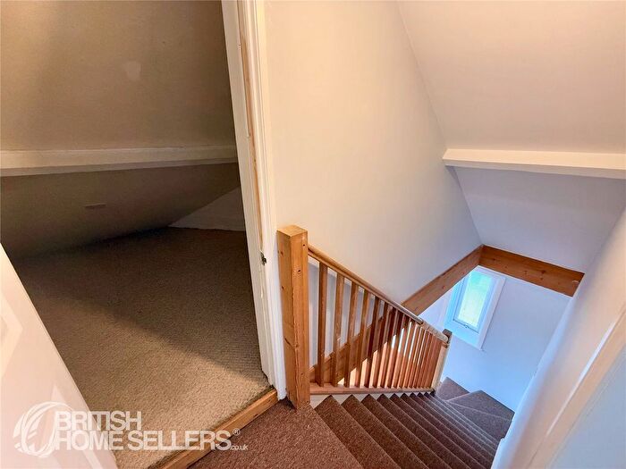 4 Bedroom Bungalow For Sale In Alder Road, Poole, Dorset, BH12