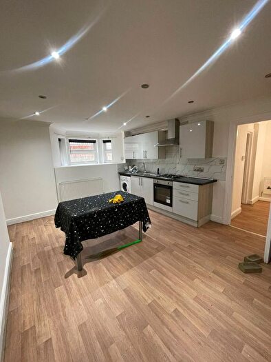 3 Bedroom Flat To Rent In Stukeley Road, London, E7