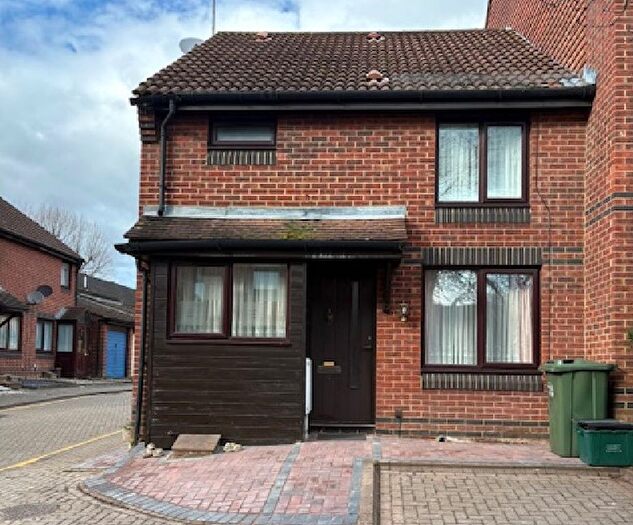 1 Bedroom End Terrace House For Sale In Hope Close, Sutton, SM1