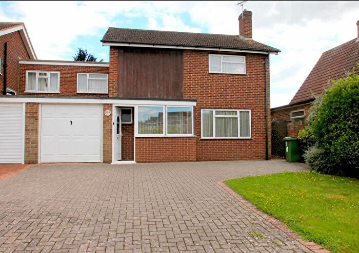 4 Bedroom Semi Detached House To Rent In Greenfields, Maidstone, ME15