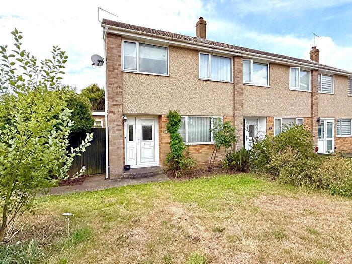 3 Bedroom Semi-Detached House For Sale In Campbell Drive, Rustington, BN16