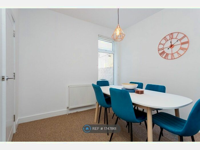 3 Bedroom Terraced House To Rent In Reginald Road, Southsea, PO4