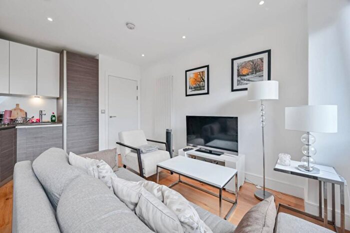 1 Bedroom Flat For Sale In Molesworth Street, Lewisham, London, SE13