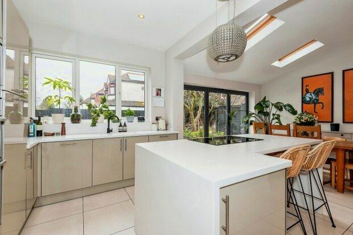 4 Bedroom Property To Rent In Kingston Avenue, Leatherhead, KT22