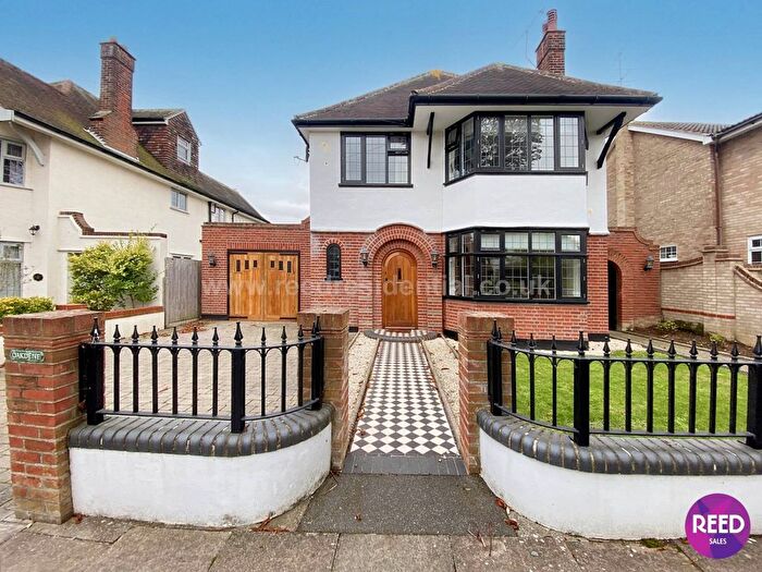 4 Bedroom Detached House To Rent In Daines Way, Thorpe Bay, SS1