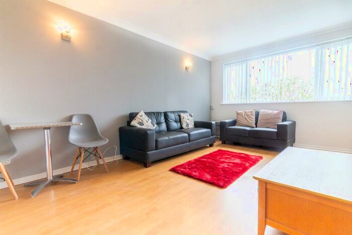 2 Bedroom Apartment To Rent In Lonsdale Court, Jesmond, NE2