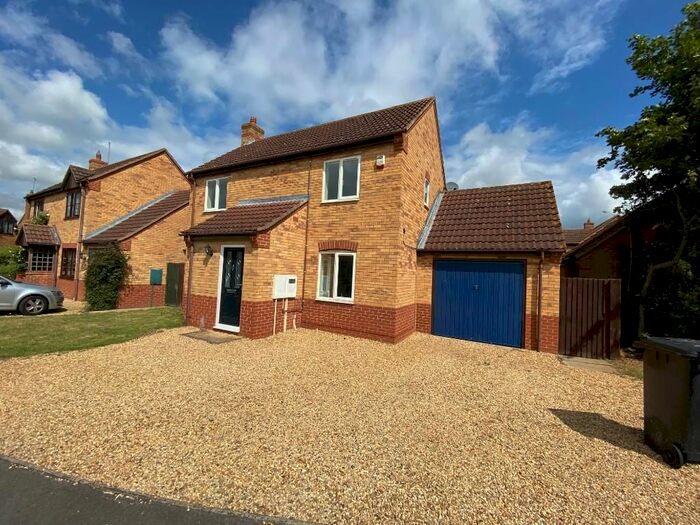 3 Bedroom Detached House To Rent In Truesdale Gardens, Langtoft, Peterborough, PE6