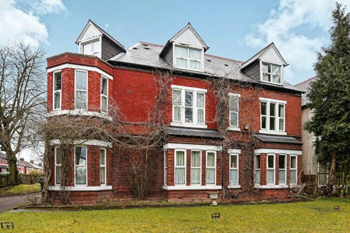 Studio To Rent In Middleton Hall Road, B30