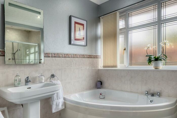 3 Bedroom Detached House For Sale In Bowlacre Road, Gee Cross, SK14