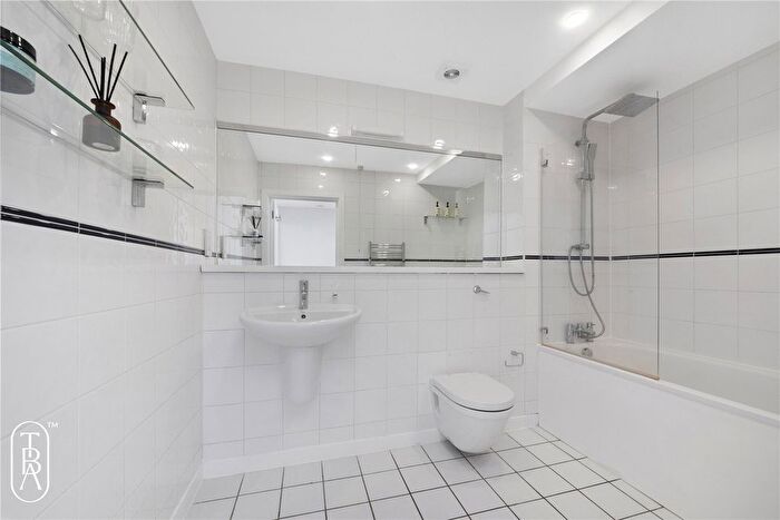 2 Bedroom Detached House For Sale In Boundary Street, London, E2