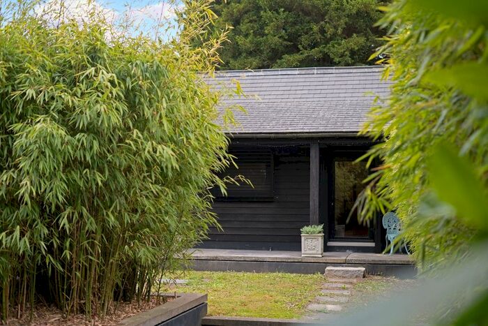 1 Bedroom Flat To Rent In Wootton Rivers, Marlborough, SN8