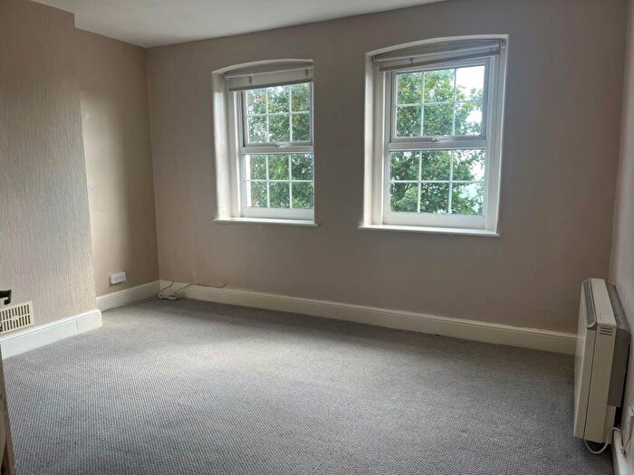 2 Bedroom Flat To Rent In Citadel Road, Dover, CT17