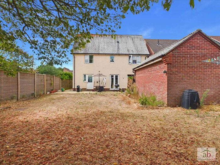 4 Bedroom Detached House For Sale In Quantrill Terrace, Grange Farm, Kesgrave, IP5