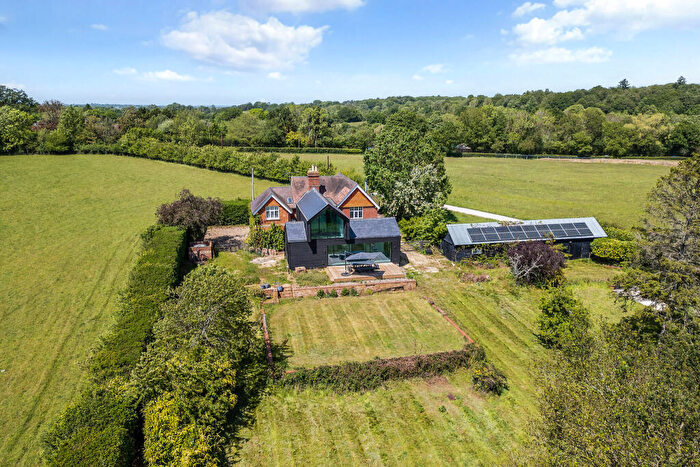 4 Bedroom Detached House For Sale In Barkham Road, Wokingham, RG41