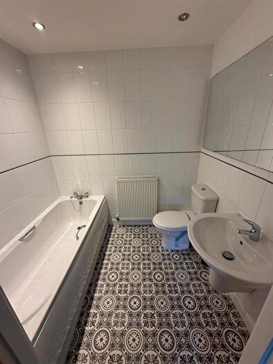 2 Bedroom Apartment To Rent In Edenhurst Apartments, Haslingden, BB4