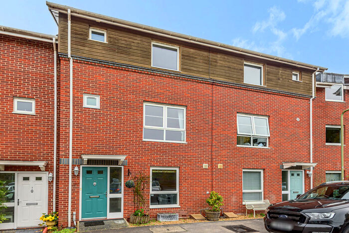 4 Bedroom Terraced House To Rent In Athelstan Road, Winchester, SO23