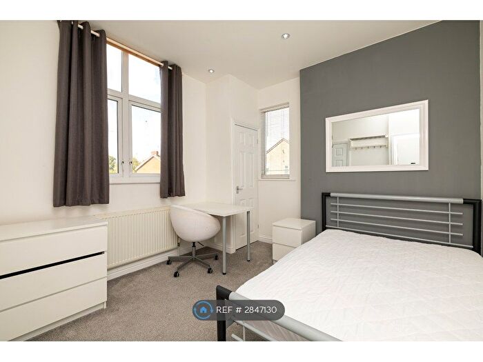 3 Bedroom Flat To Rent In Binley Road, Coventry, CV3