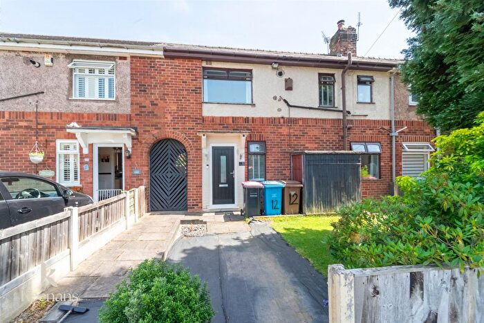 3 Bedroom Terraced House For Sale In The Square, Swinton, Manchester, M27