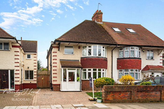 3 Bedroom Semi Detached House For Sale In Canberra Road, Charlton, SE7