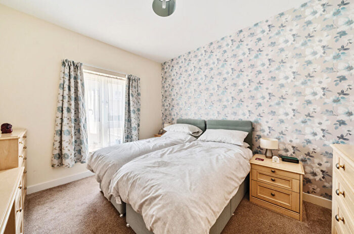2 Bedroom Flat For Sale In Frome Road, Radstock, BA3