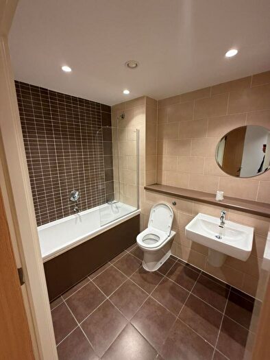 1 Bedroom Apartment To Rent In Apartment, Plaza Boulevard, Liverpool, L8